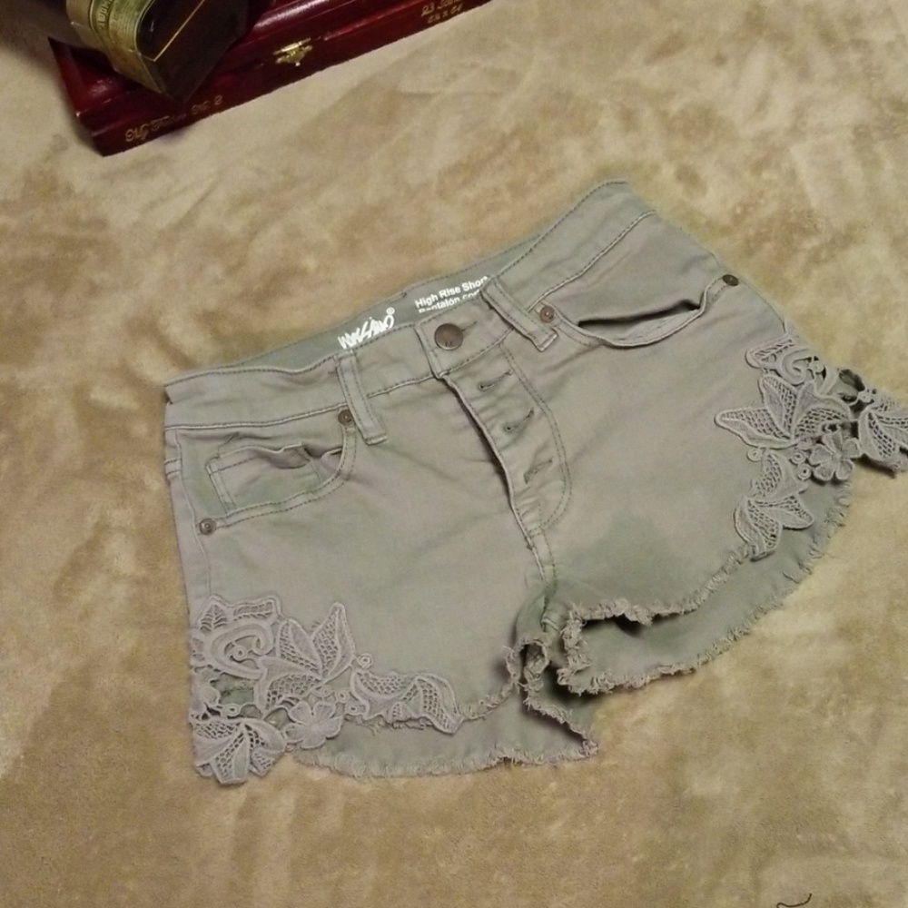 MOSSIMO women's High wasted shorts